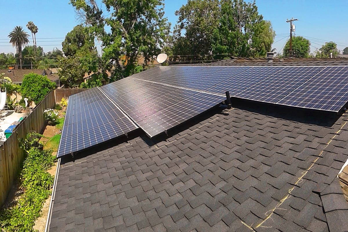 Photo of Los Angeles Panasonic solar panel installation at the Le Blanc residence