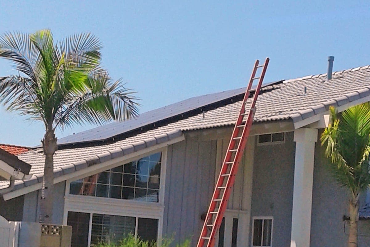 Photo of Fountain Valley LG solar panel installation at the Poploskie residence