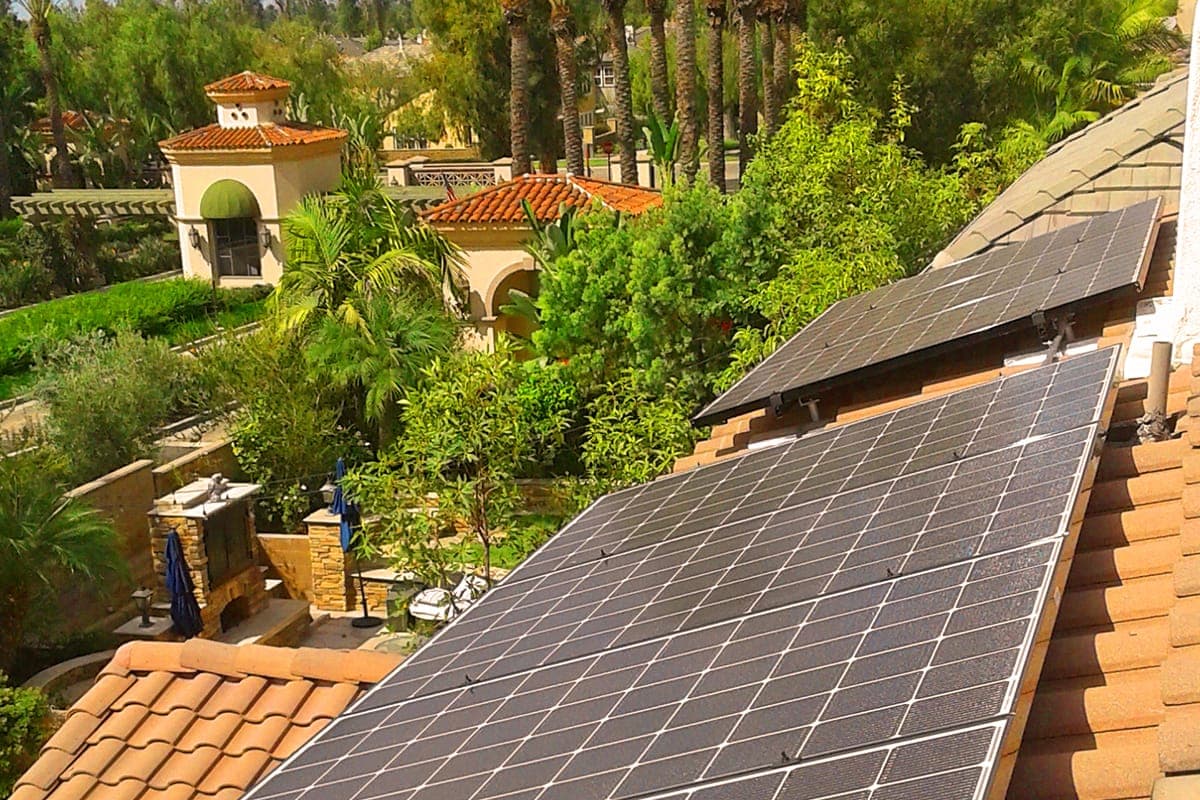 Photo of Irvine LG solar panel installation at the Bower residence