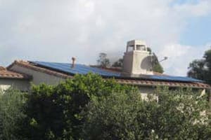 Photo of Lee solar panel installation in Irvine