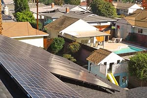 Photo of Long Beach Kyocera solar panel installation at the Edwards residence