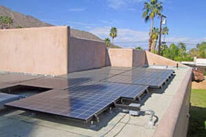 Photo of Glenner solar panel installation in Palm Springs