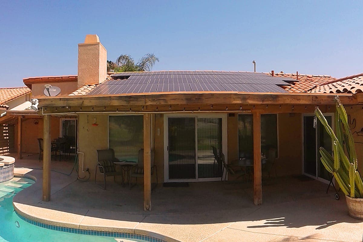Photo of Palm Desert LG solar panel installation at the Smith residence