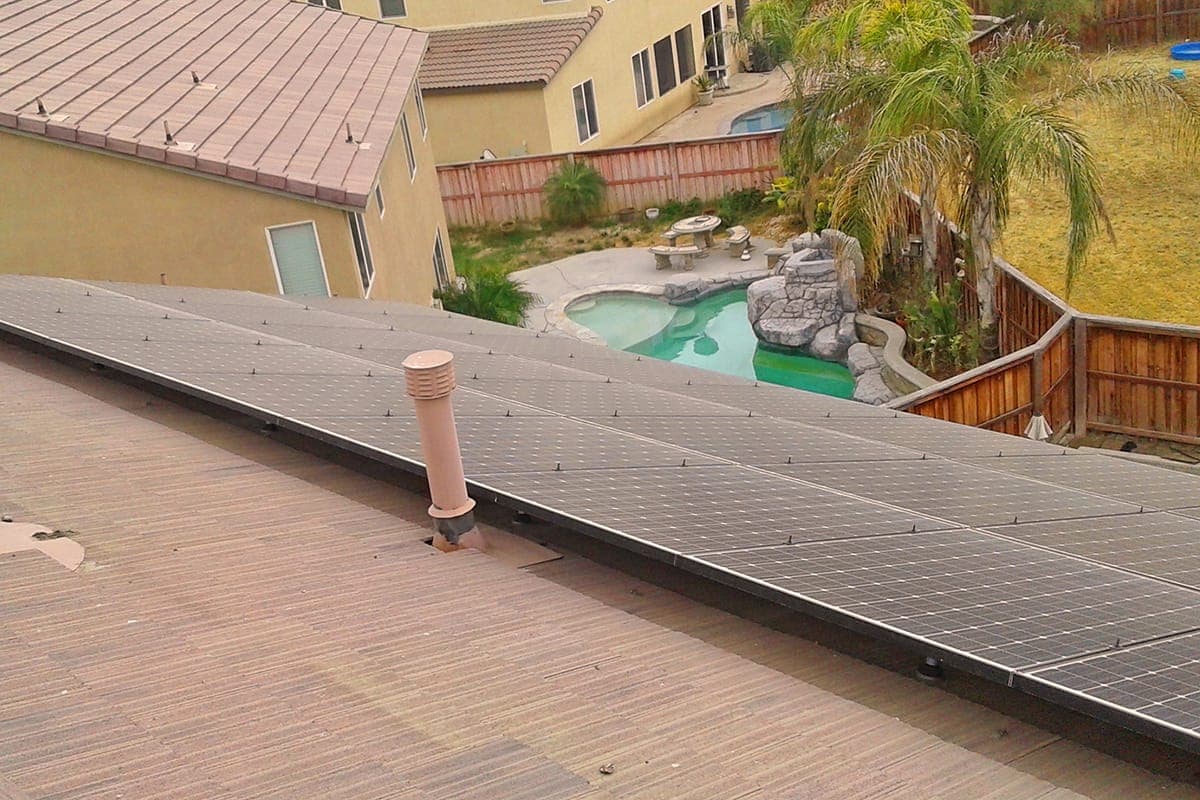 Photo of San Jacinto Panasonic solar panel installation at the Pimentel residence