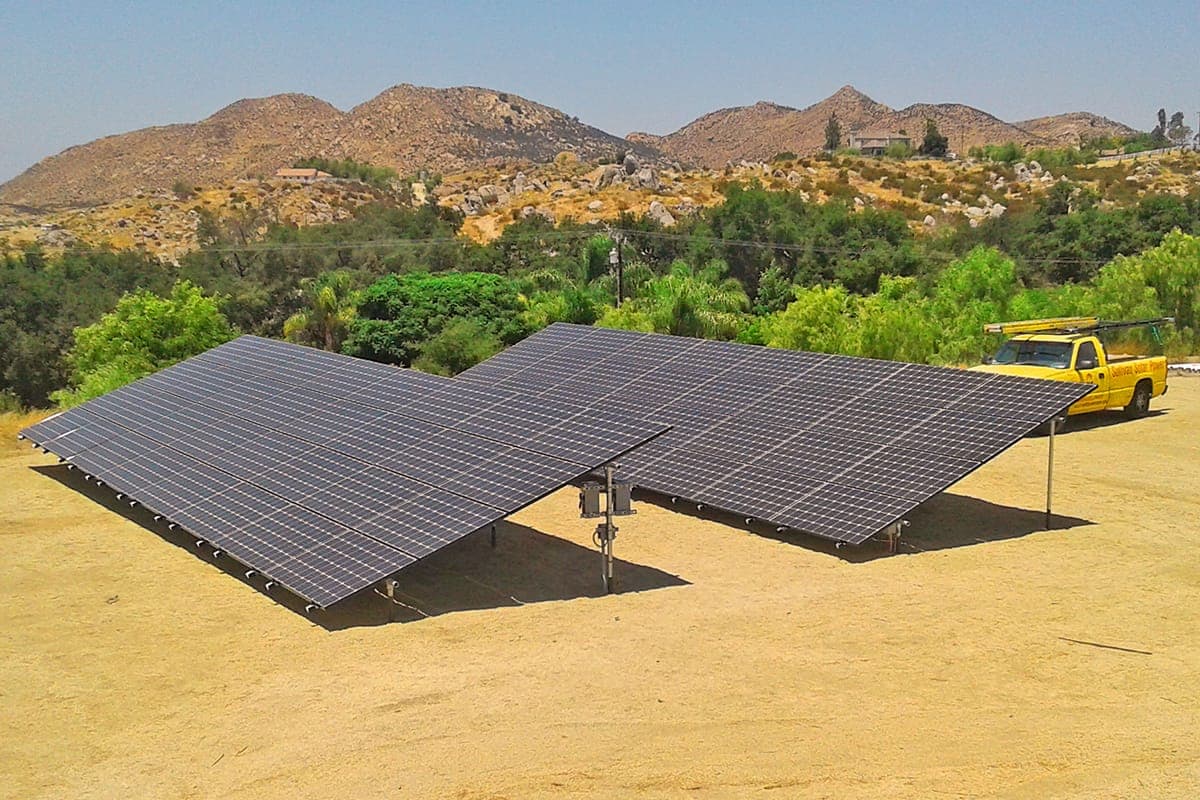 Photo of Temecula LG solar panel installation at the Hendren residence