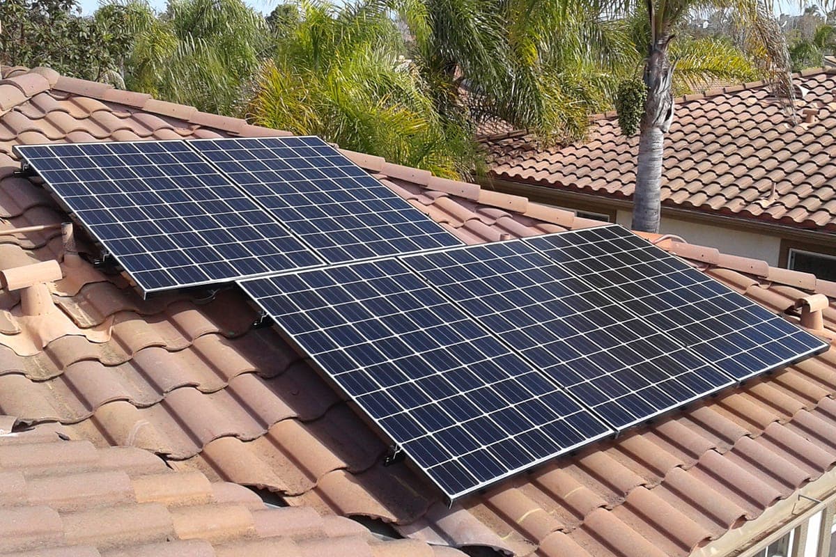 Photo of Carlsbad LG solar panel installation at the Berger residence