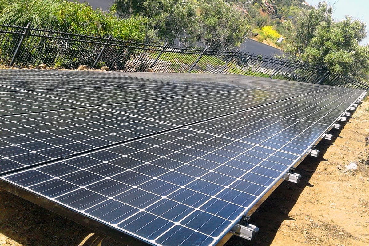 Photo of Rancho Santa Fe LG solar panel installation at the Berger residence