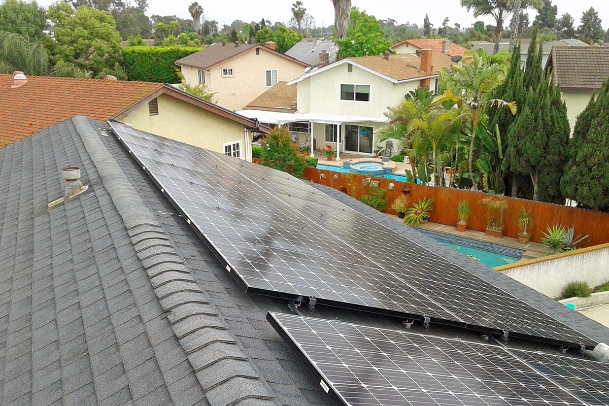 Photo of San Diego LG solar panel installation at the Anderson residence