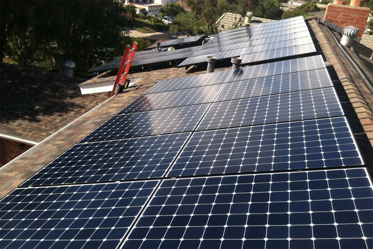 Photo of San Diego SunPower SPR-327NE-WHT-D solar panel installation by Sullivan Solar Power at the Bettencourt residence