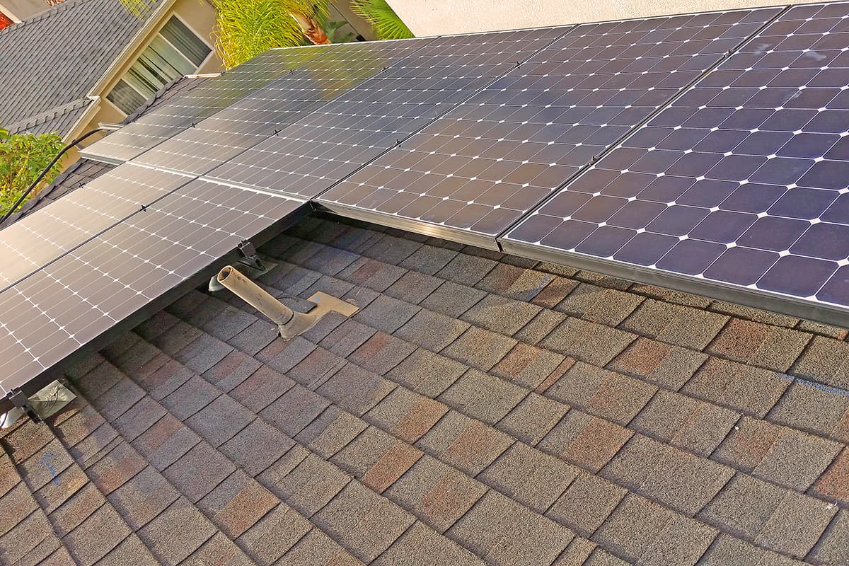 Photo of San Diego SunPower solar panel installation at the Bhakta residence