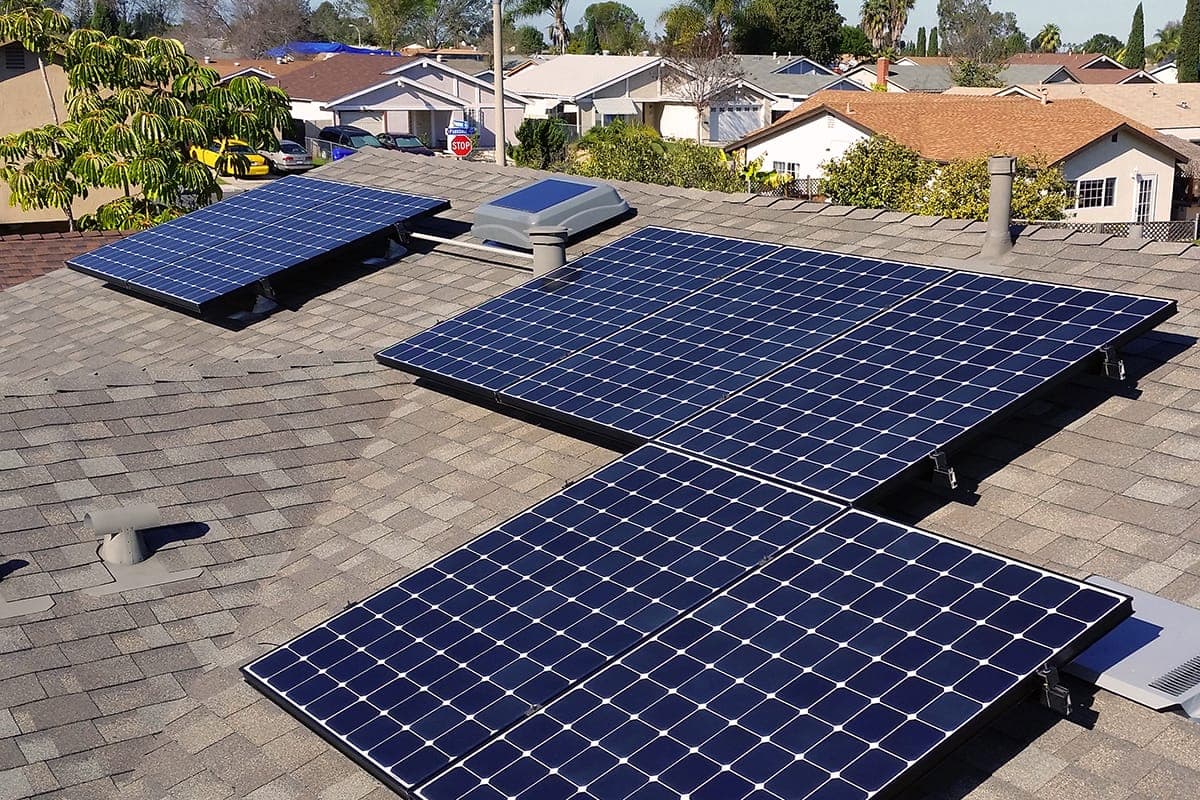 Photo of San Diego SunPower solar panel installation at the Wilder residence